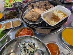 -玄希浪漫厨房·韩料烤肉(湖滨银泰in77店)