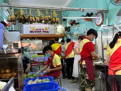 -Bánh Mì Huynh Hoa