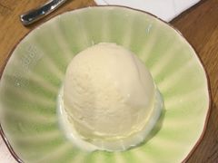 -三花奶奶的甜品(百联嘉定购物中心店)