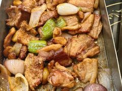 -老东镇啤酒屋海鲜加工·蒸汽海鲜·海鲜烧烤(台东店)