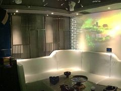 -小蛮腰全景KTV