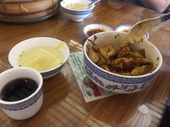 -笑来喜馄饨小笼工坊店(湖滨街店)