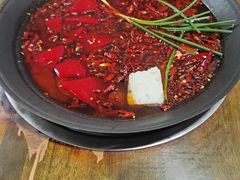 -黄潇洒老火锅(九眼桥宏济巷店)