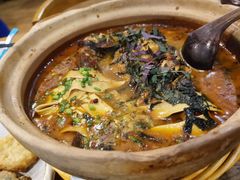 -吃饭皇帝大土家民族菜(正大广场店)
