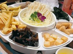 -鸡遇虾煲干锅火锅(小寨金莎店)