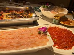 -二荆条·蜀鲜汇城市森林火锅