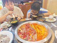 -沸炉重庆老火锅(军事博物馆店)