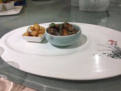 -双子楼大酒店(城开国际写字楼店)
