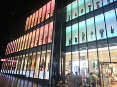 -优衣库(深圳万象天地旗舰店)