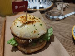 汉堡-必胜客(新中纬店)