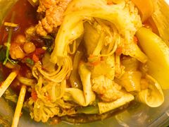 -牛八秒油泼冒菜(宽窄巷子店)