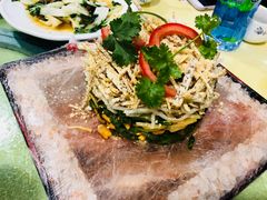 冰镇苦瓜-三辣馆