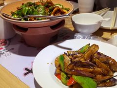 -关东小磨东北菜(上海长风大悦城店)