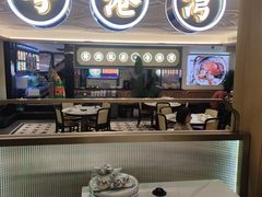 -粤港湾砂锅粥·宵夜(宝龙店)