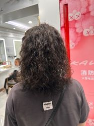 -镁连社·美联社