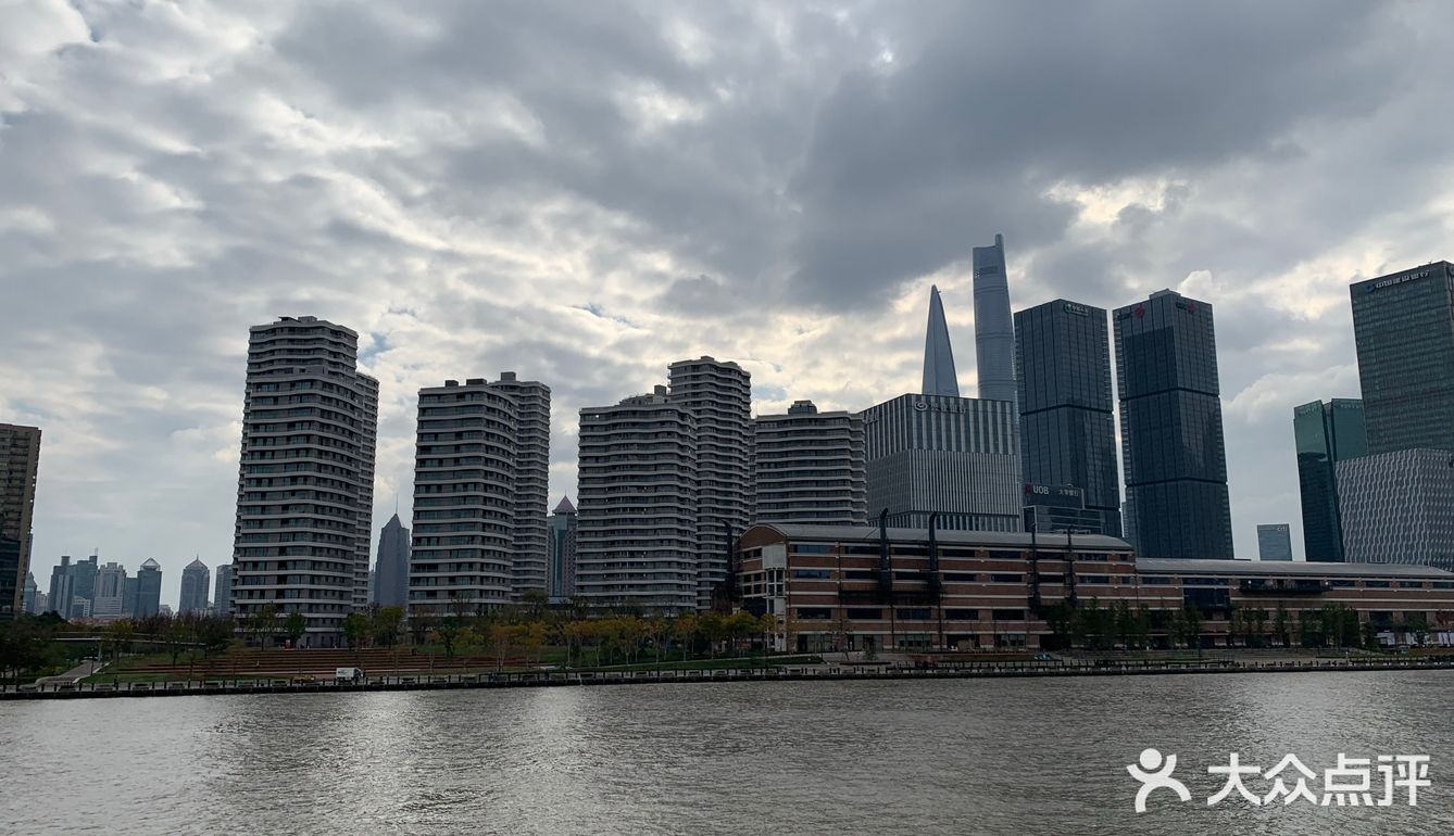 到上海是SB都必须来[调皮]