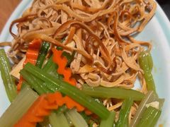 -山河屯铁锅炖鲜鹅·东北菜(开发区一店)
