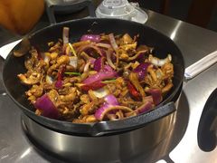 -胡须佬鸡煲四季火锅店(石厦西村直营店)