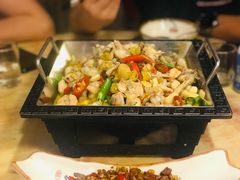 -钟掌勺忘不了地道湘菜(新天地假日广场店)