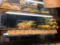 -白玉兰食品(汇联商厦店)
