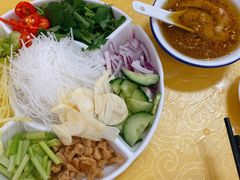 -官塘陈记鱼生·潮汕砂锅粥·牛肉火锅(潮枫路总店)