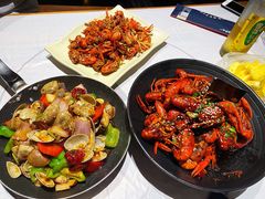 -巴厘龙虾·榜首油焖大虾(音乐学院·沿江酒馆店)