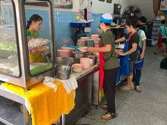 -榮泰米粉湯(Left Shop)