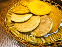 特色三拼饼-老滇山寨•云南特色菜•地方菜•民族风情歌舞表演(金碧店)