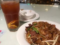 -新大咀港式茶餐厅(宝山万达店)