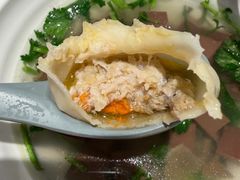 头牌蟹粉小笼-馋三尺蟹粉小笼(人民广场店)