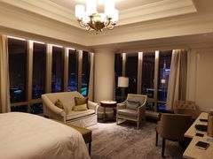 -广州富力丽思卡尔顿酒店