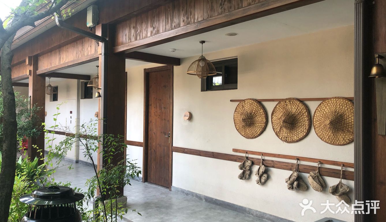 拈花客栈推荐住棒喝