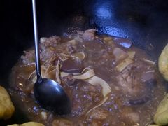 -曹丞相·地锅鸡·地锅鱼(武林店)