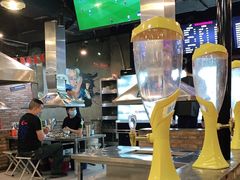 -马路牙子烧烤音乐酒馆(望京店)