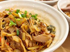 -佬钱湾仔(衣裳街店)