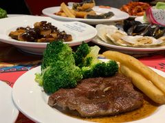 -四海一家自助餐(益田假日广场店)