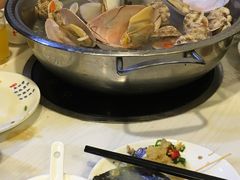 -虾弄弄海派小龙虾·牛羊蝎子火锅