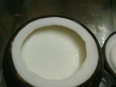 -志龙皇冠吃货椰子铺