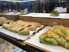 -奈雪的茶(湖滨银泰in77C区PRO店)