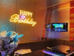 -唯爱KTV聚会餐厅(仙林东城汇店)