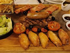 牛排拼盘-火车头法国西餐厅