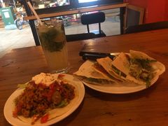 自制西班牙鲜肠夹饼-CIN CIN CANTINA&BAR