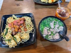 叉烧干捞扁实面-明叔捞面