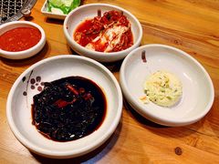 -草家酱蟹炭火烤肉店(珲春南路一店)