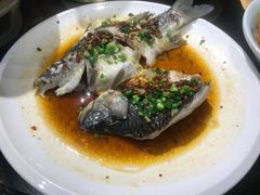 豆辣蒸鲫鱼-田趣园长沙菜(天安云谷店)
