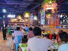 -嗨内嗨外自助火锅餐厅体验馆