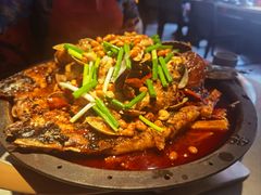 -鸣记脆皮烤鱼·海鲜烤鱼(三八广场店)