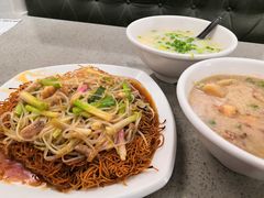 招牌牛骨粥-繁仔牛杂(石排店)