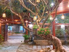 -Lam Vien Restaurant