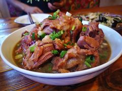 -闯关东东北农家菜(崂山石老人店)